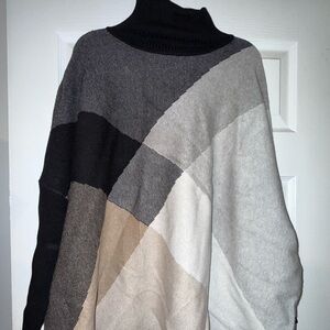 Joseph A Black and Gray Color Block Sweater